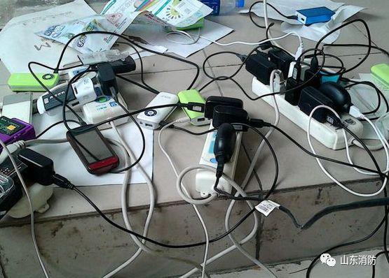 今晚澳门特马开奖结果和长沙一大学宿舍被淹与长沙一高校学生宿舍起火